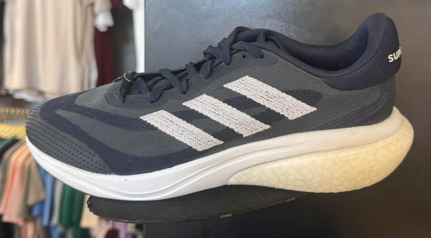 Adidas Comfy (last piece)