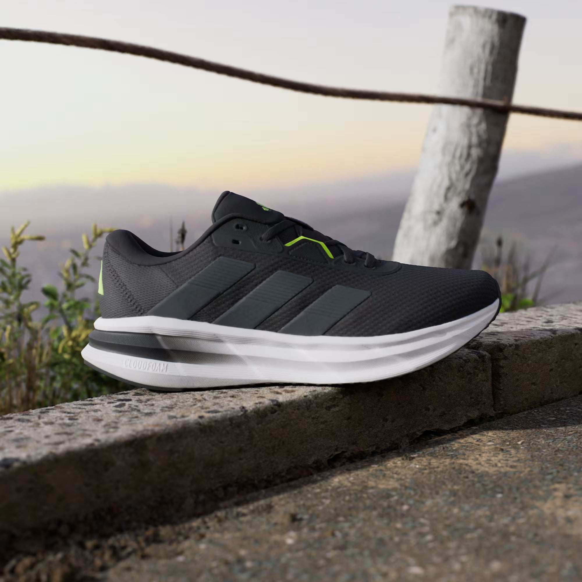 Galaxy 7 Running Shoes