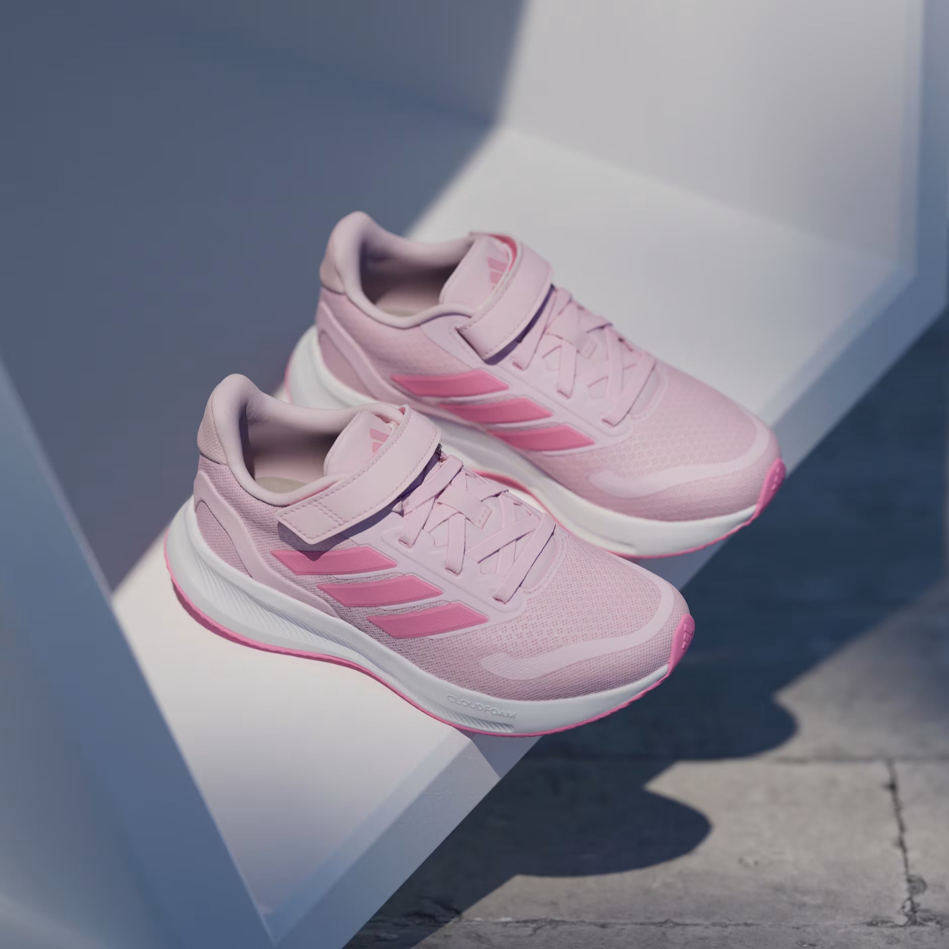 RUNFALCON KIDS SHOES