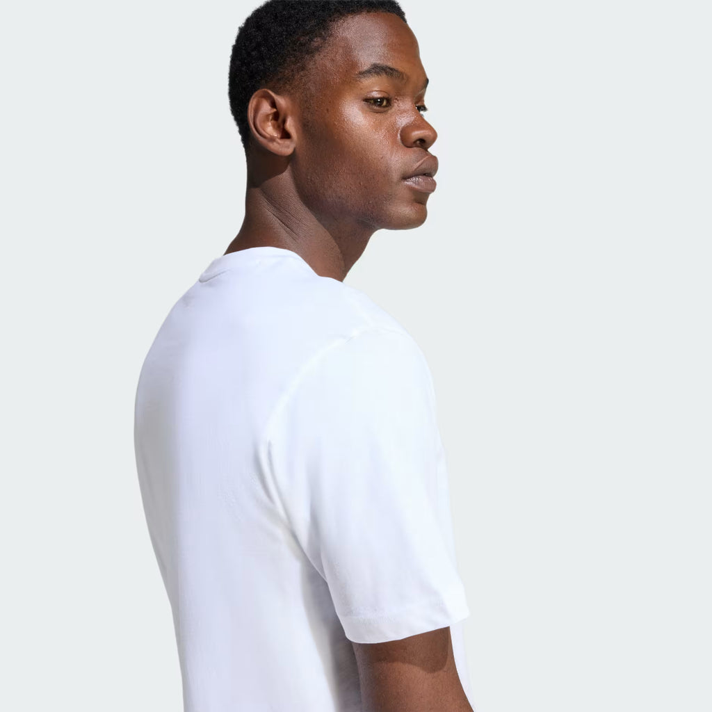 MEMORIES OF SPORT STAMPS GRAPHIC T-SHIRT