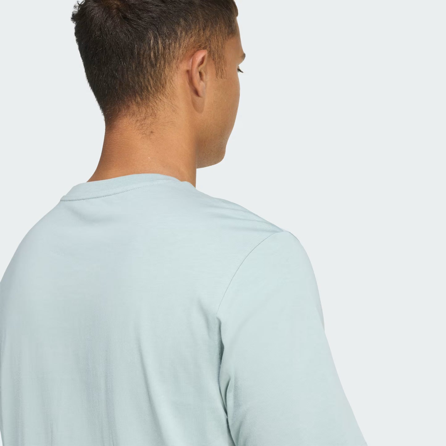 OUTDOOR KAYAKING GRAPHIC T-SHIRT