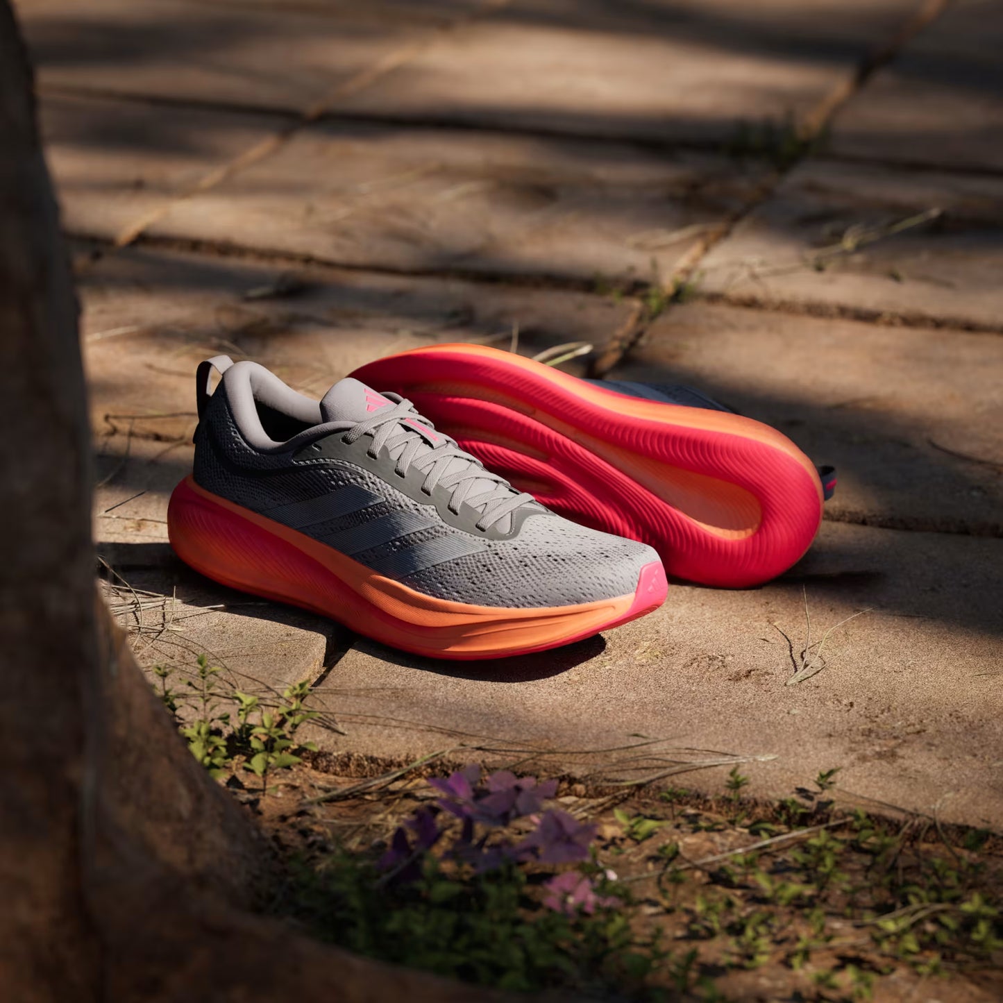 RESPONSE PACE RUNNING SHOES