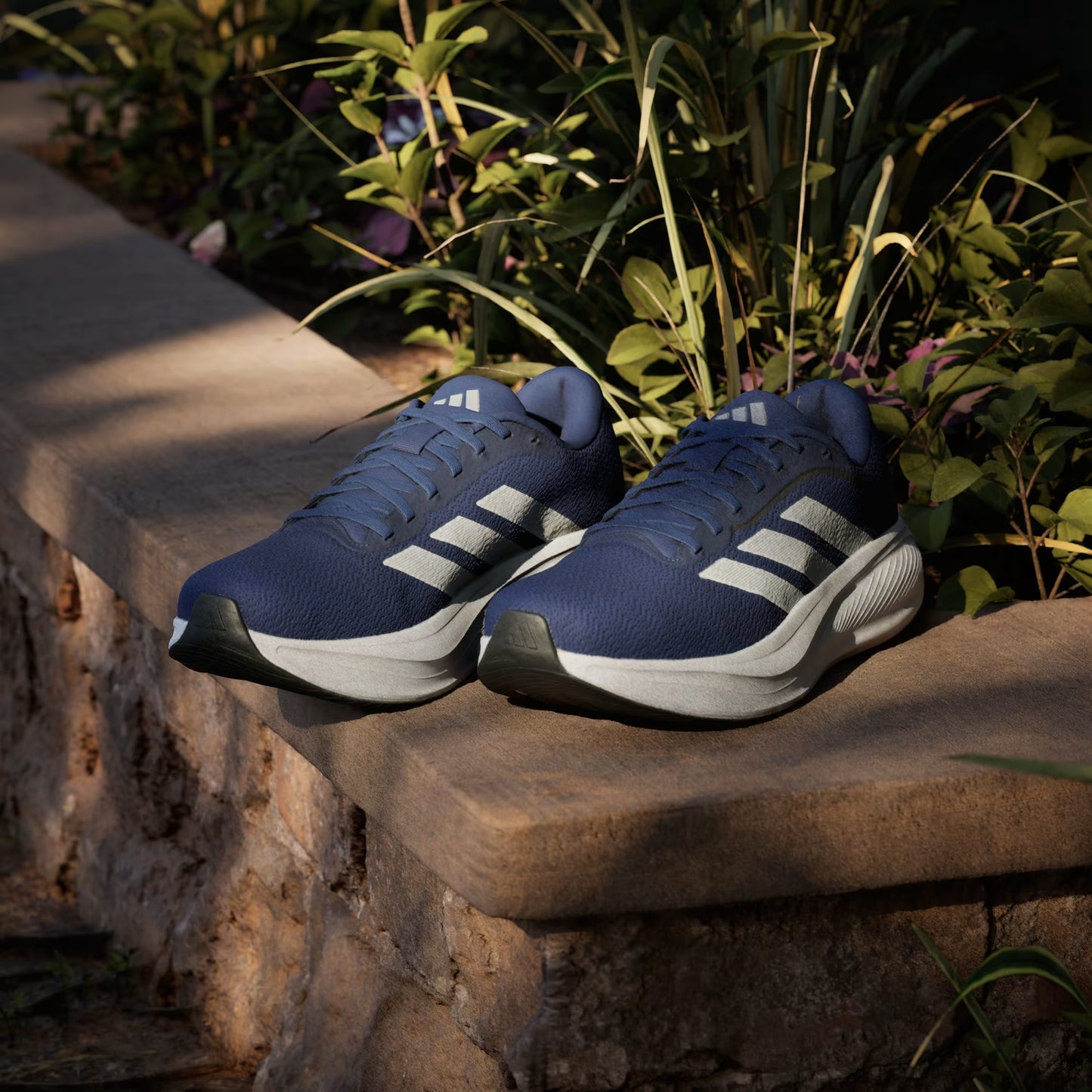 Adidas Response Runner