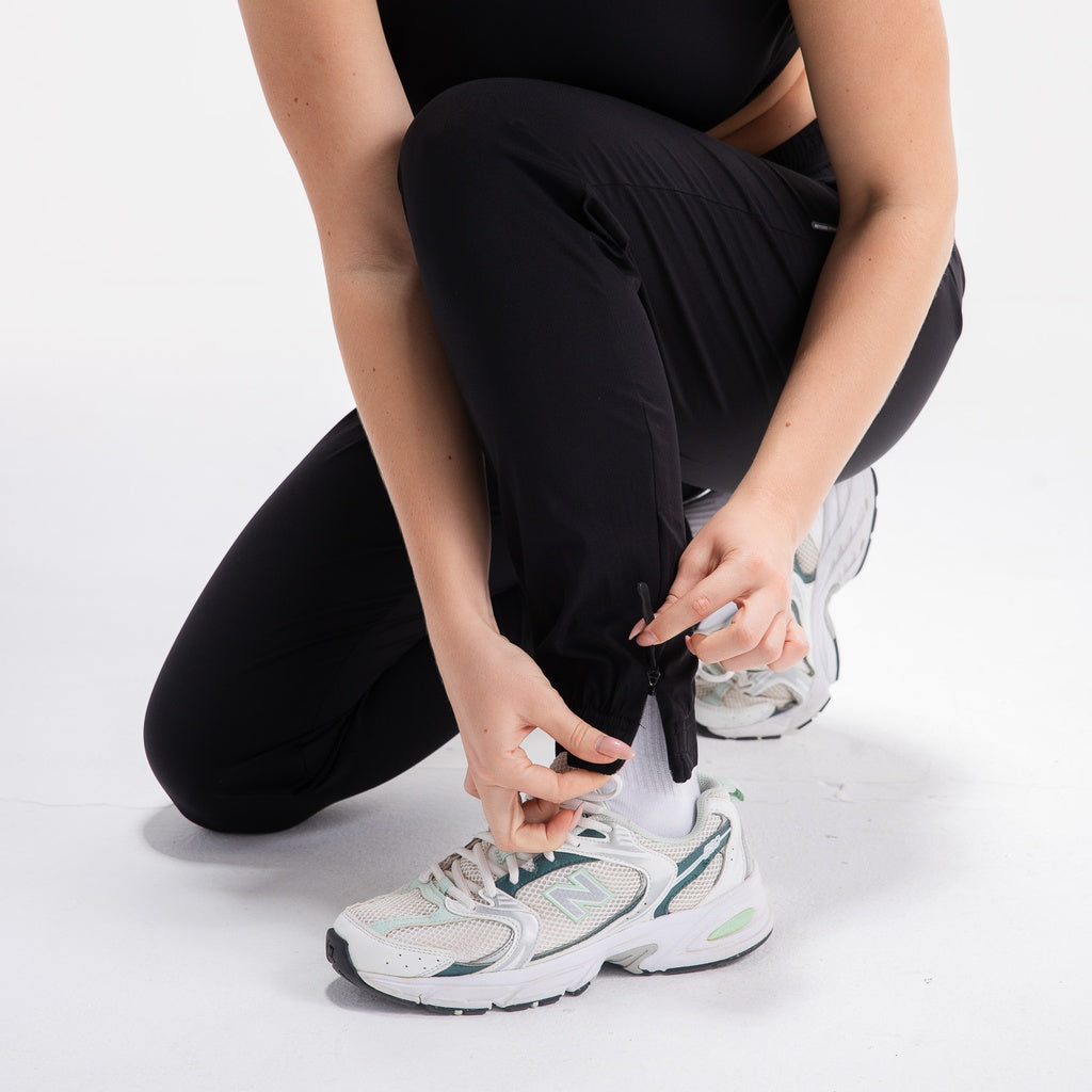 Women STRIVE Flexi sweat Pants #133